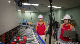 AI 데이터센터 ‘액침냉각’ 불꽃 경쟁 ...GST·케이엔솔·인성정보 수혜 부상