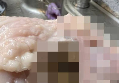 하림 생닭에 벌레가 ‘우글우글’…당국 “재발 방지 마련해야”