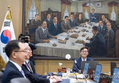 한은, 기준금리 또 동결할 듯…전문가 “앞으로 추가인상 없을것”