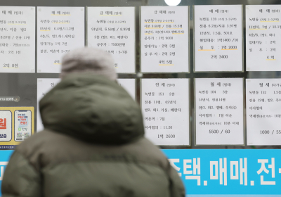 서울 아파트 거래량, 10개월 만에 최저…매수심리 다시 ‘꽁꽁’