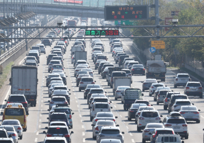 60∼70대 ‘車시장 큰손’ 됐다…30대보다 새차 더 구입