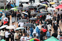 전국 비 오고 바다에 거센 풍랑…서해안·제주 ‘기상해일’ 주의