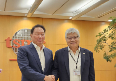 최태원 회장, 대만서 TSMC 회장 회담…“인류 도움 AI 시대 초석 함께 열자”
