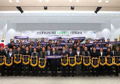 농협사료, 이중고 겪는 축산농가 경영안정 발벗고 나섰다