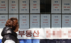 [데스크칼럼-프레스센터에서]  섣부른 토허제 해제, 집값 상승 불쏘시개 안된다