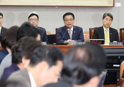 이복현, 6월 6일까지 만기 근무 …