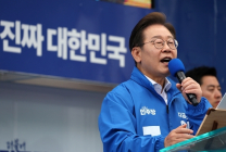 이재명 “대통령 4년 연임제·결선투표...늦어도 28년 총선 때 개헌”