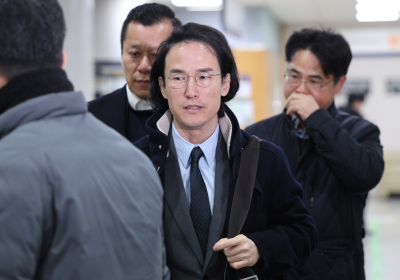 200억대 횡령·배임 조현범 한국앤컴퍼니 회장 징역 3년…법정 구속