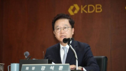 강석훈 산업은행 회장, 5일 퇴임…HMM·KDB생명 매각 실패