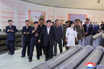 [포토뉴스] 김정은, 군수 공장 시찰