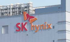 14년 전 인수 반대한 SK하이닉스, '그룹 핵심'…삼성전자, HBM 늦어지며 뒷걸음질, 하반기 전략 '골머리'