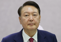 특검, 尹 구속영장 청구... 직권남용 등 혐의