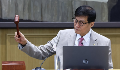 한국은행, 기준금리 연 2.5% 동결