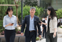 [포토 뷰] 이종호 전 블랙펄인베스트 대표, 특검 출석