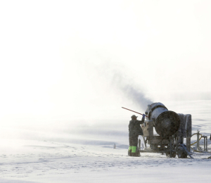 대관령 영하 10도…분주한 스키장